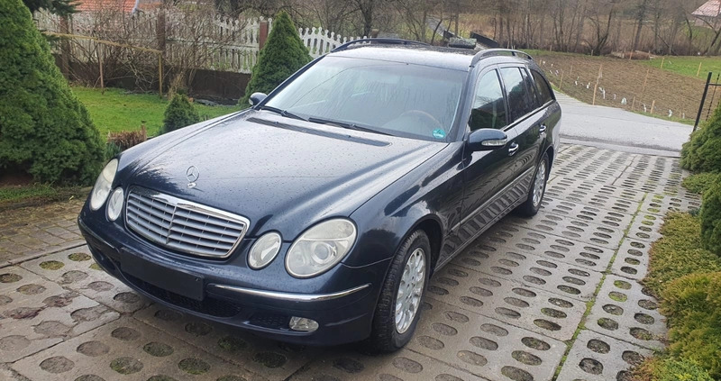 Mercedes-Benz Klasa E cena 11300 przebieg: 224500, rok produkcji 2004 z Bardo małe 254